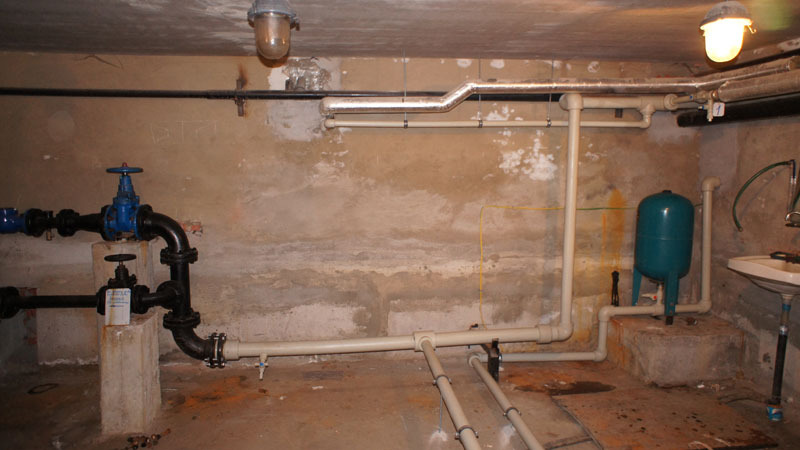 ремонт водопровода в частном доме